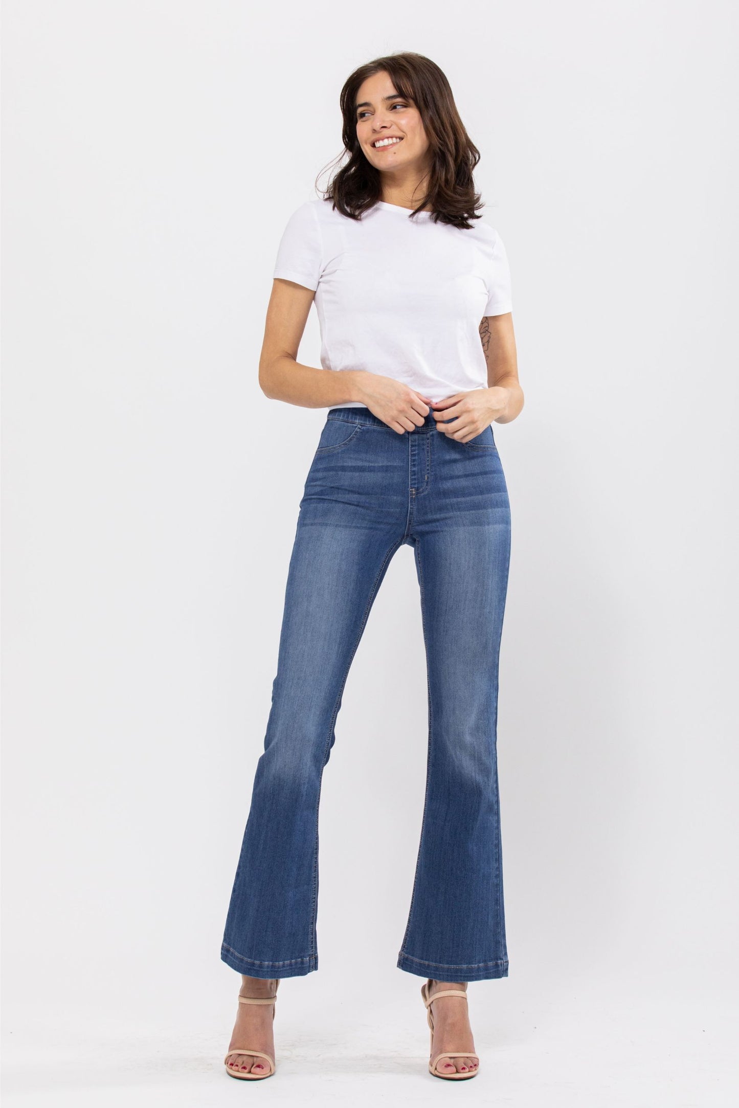 Cello Mid Rise Flare Jegging (30 inch Inseam Med Wash)