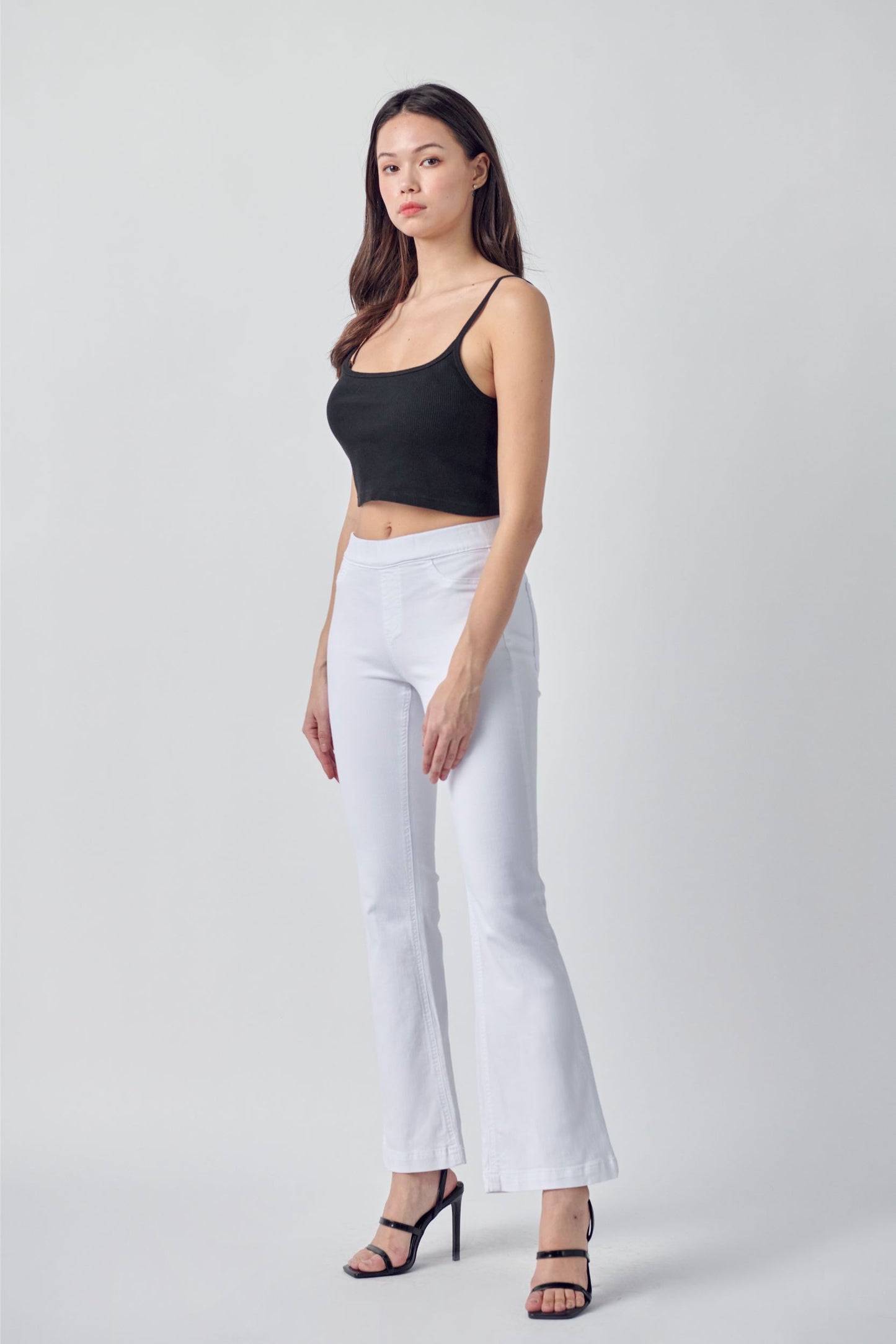 Cello Mid Rise Flared Jegging (30 Inch Inseam White)