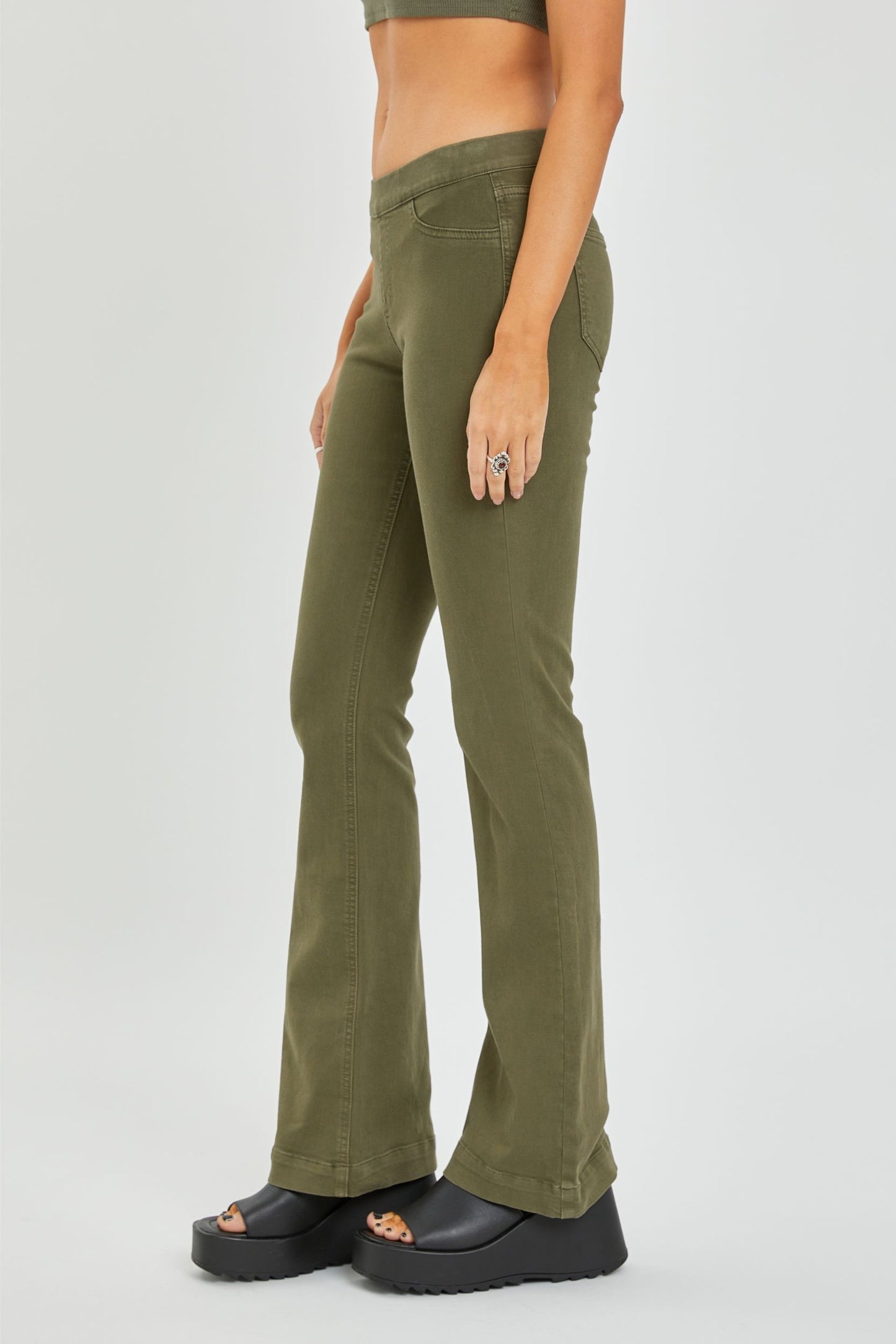 Cello Mid Rise Flared Jegging (Military Green)