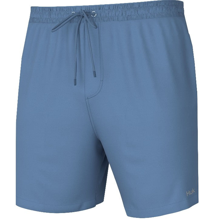 Men's Huk 5.5" Solid Pursuit Volley Short (Quiet Harbor)