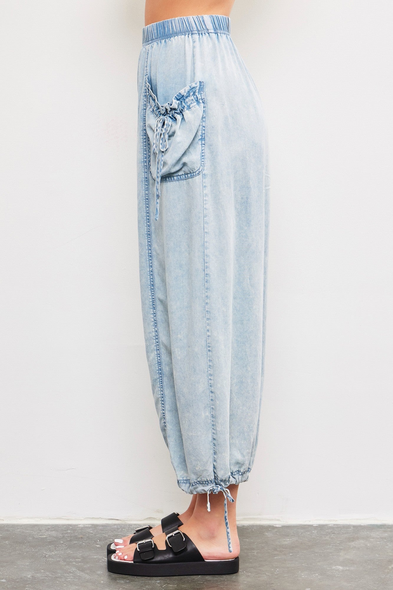 Side Detail Pocket Pant (Light Denim)