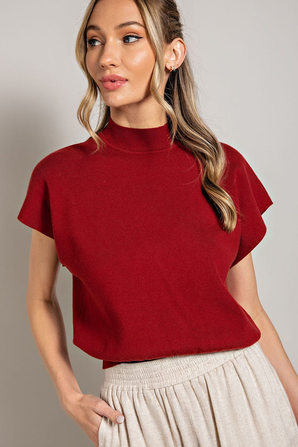 Mock Neck S/S Top