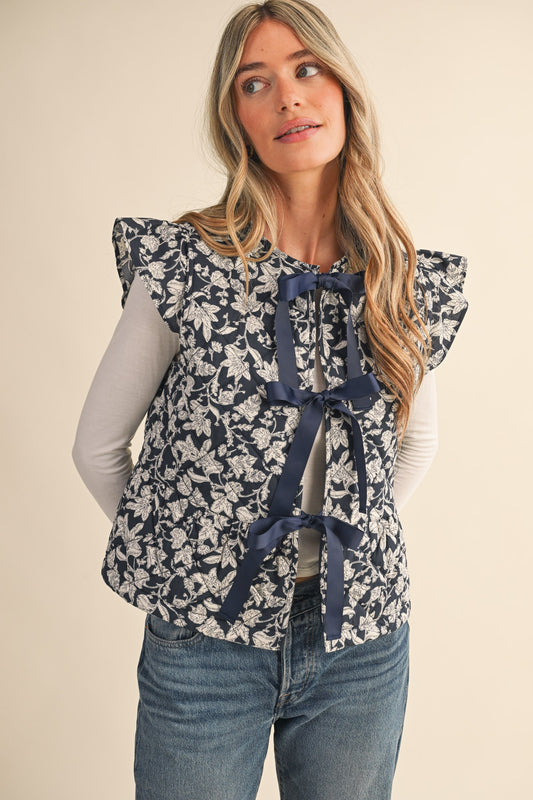 Juniors' &Merci Flutter Sleeve Floral Quilted Vest