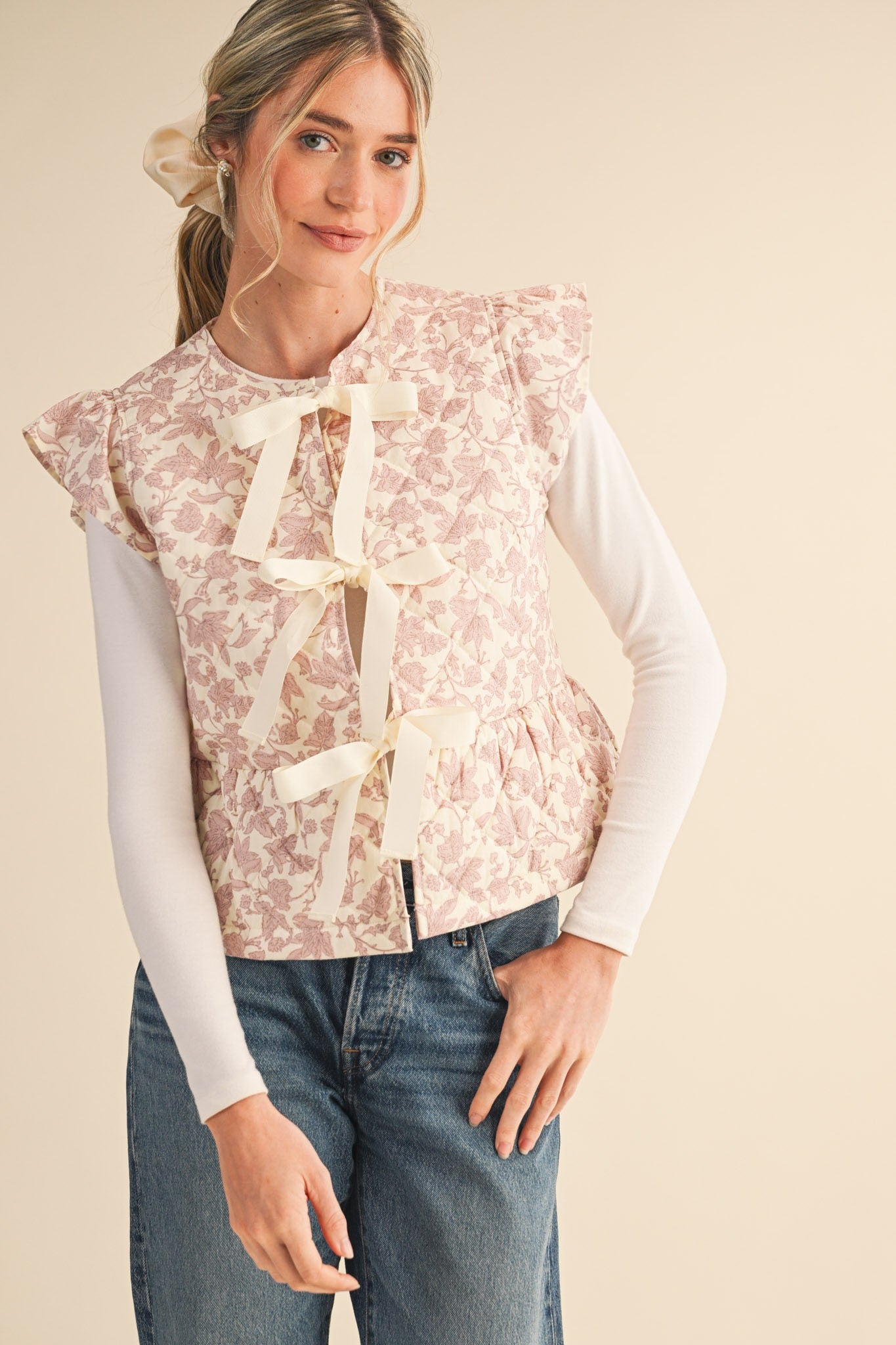 Juniors' &Merci Flutter Sleeve Floral Quilted Vest