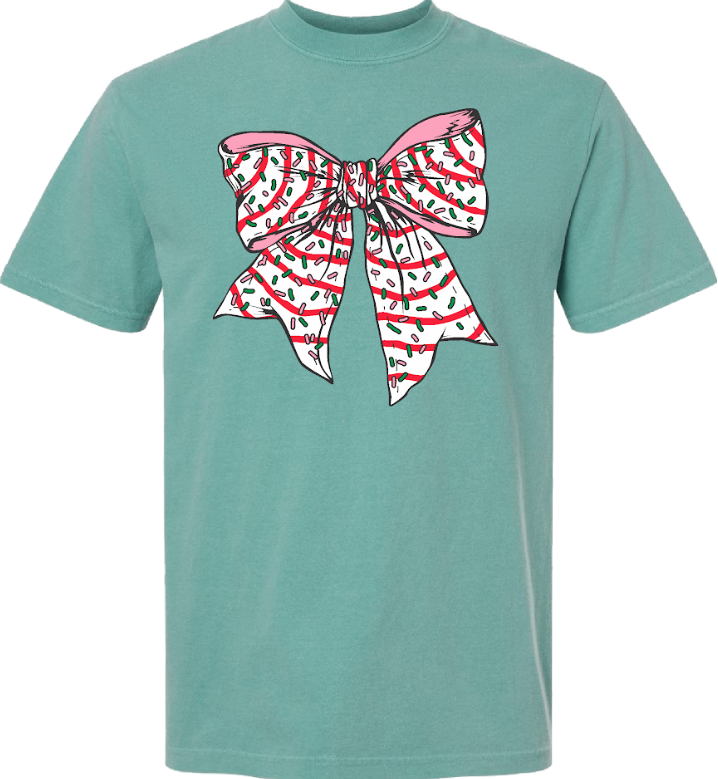 Juniors' Debbie Cake Bow Comfort Color Tee (Seafoam)