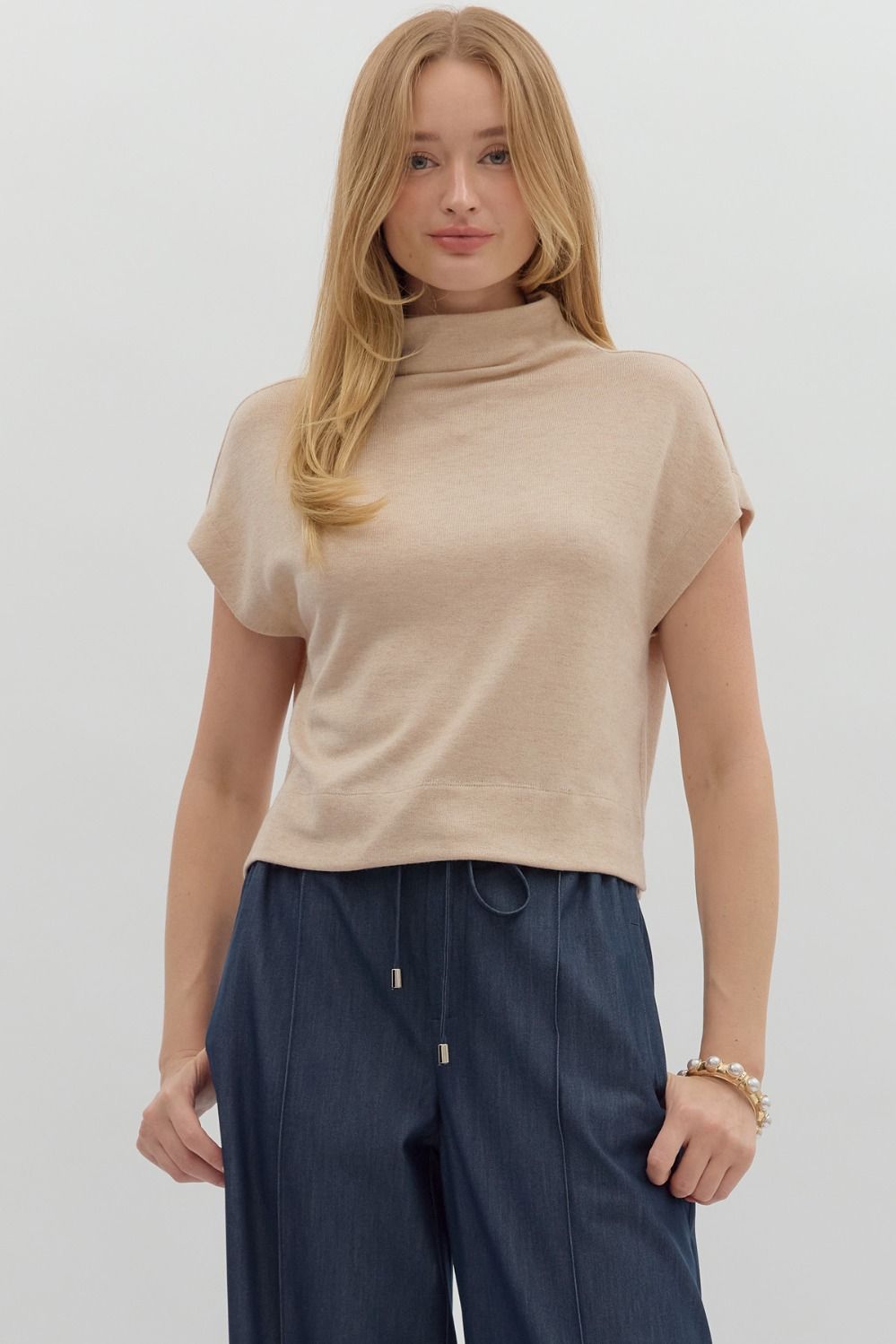 Entro Lightweight S/S Sweater Top