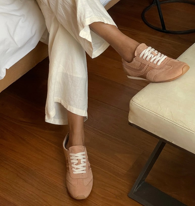 Dolce Vita Delaney Sneaker (Toffee Nubuck)