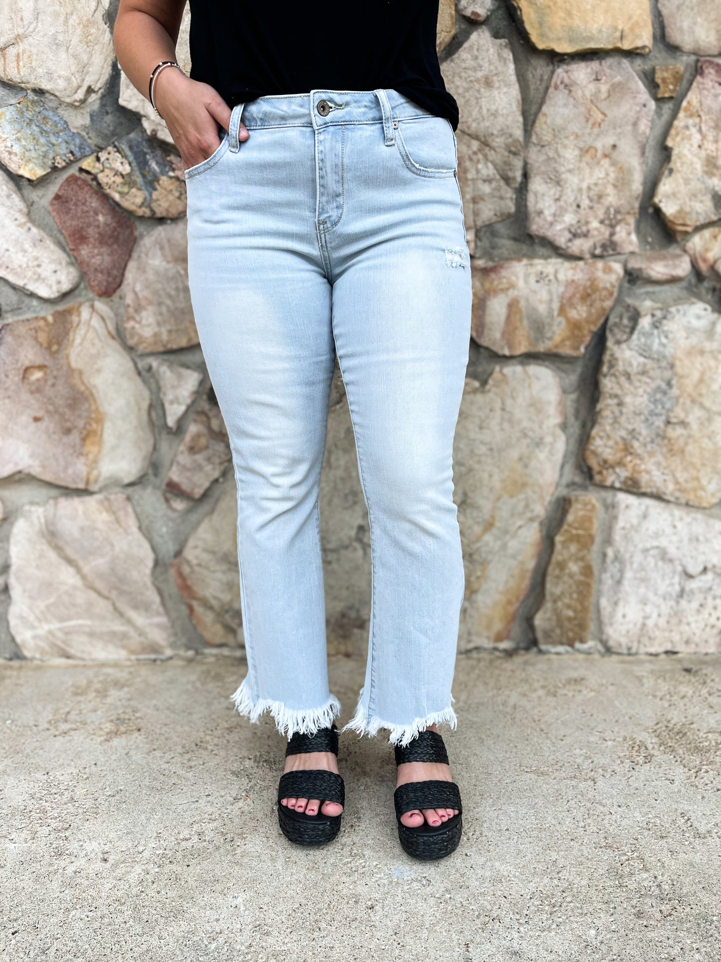 Anna Frayed Hem Jeans