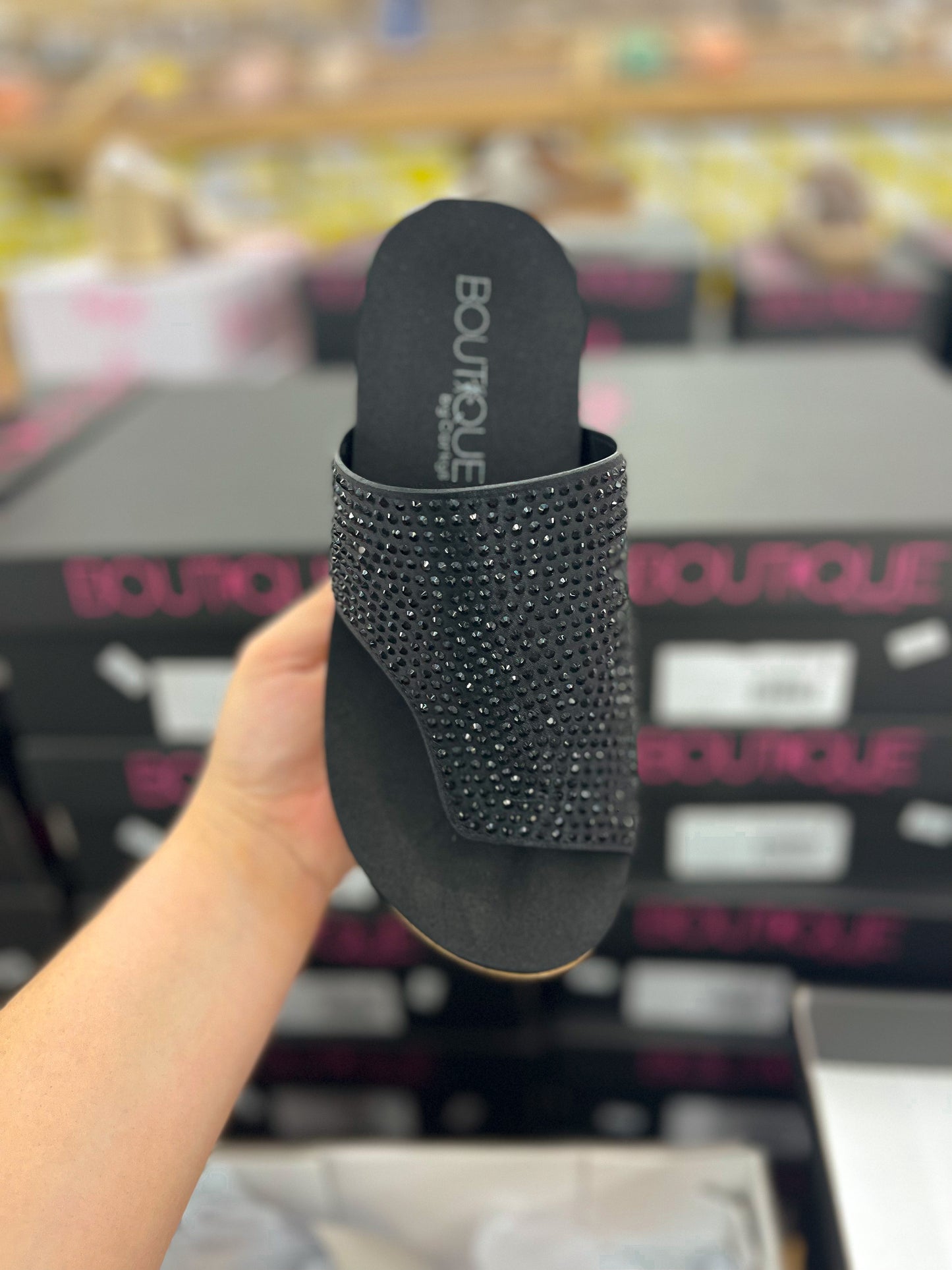 Corky Flirty Wedge (Black Crystal)