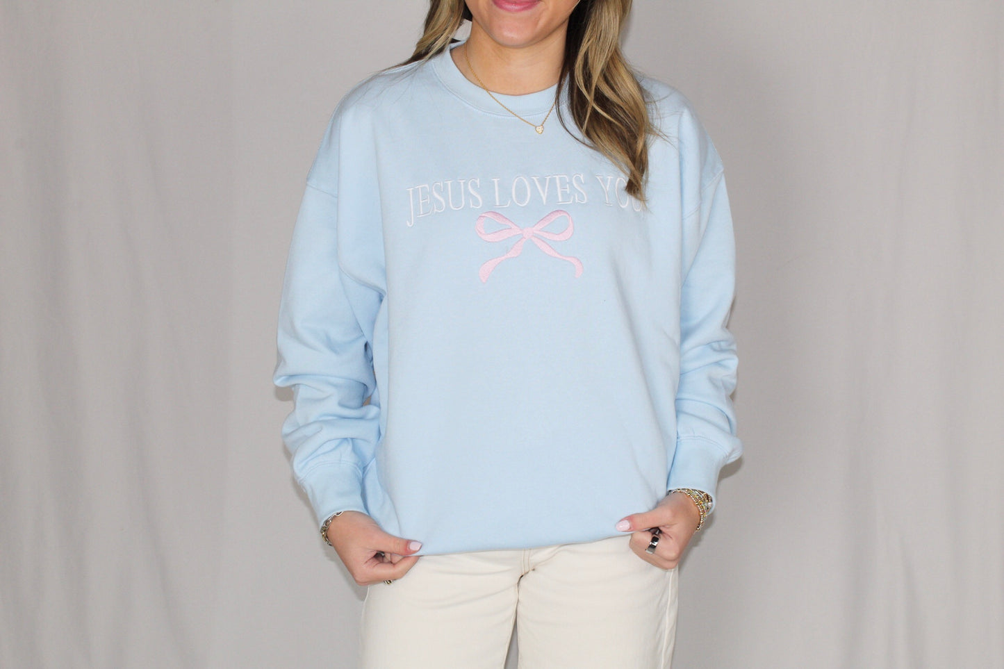 Ladies' Jesus Loves You W/Bow Sweatshirt (Baby Blue)
