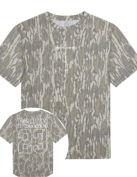 Juniors' PSALM 23 Front/Back Verse Camo Graphic Tee (Bottomland Camo)