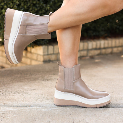 Matisse Shelby Ankle Boot (Natural)