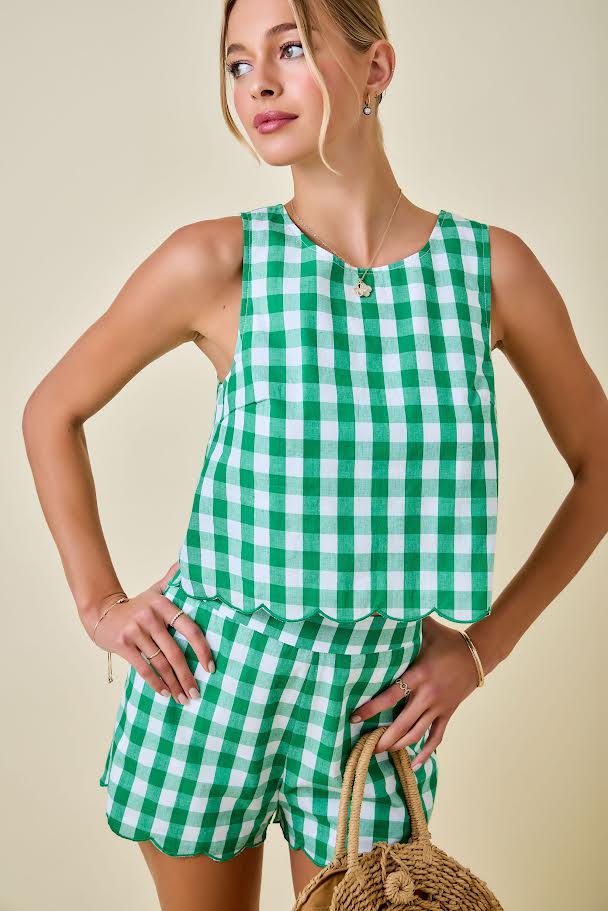 Juniors' Day + Moon Sleeveless Gingham Top With Scallop Hem & Back Keyhole