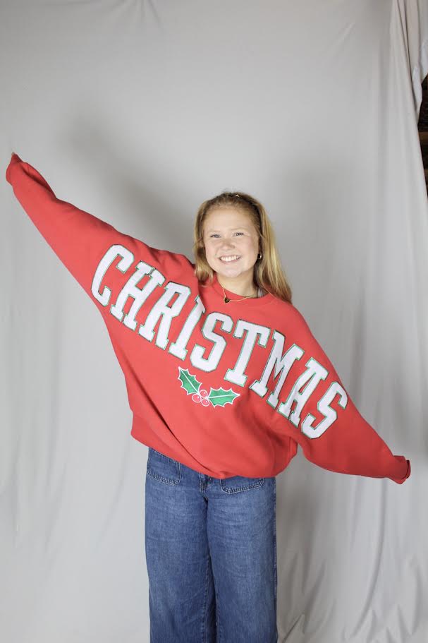 Juniors' Royce Apparel Christmas Oversized Flannigan Crewneck Sweatshirt