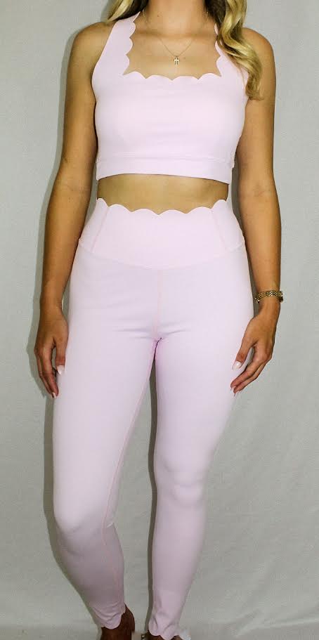 Juniors' Pretty Follies Scallop High Waist Leggings