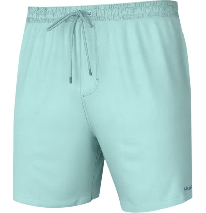 Men's Huk 5.5" Solid Pursuit Volley Short (Eggshell Blue)