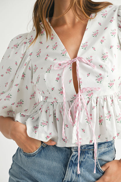 Juniors' Mable Ditzy Floral Printed Bow Tied Crop Top (Pink)