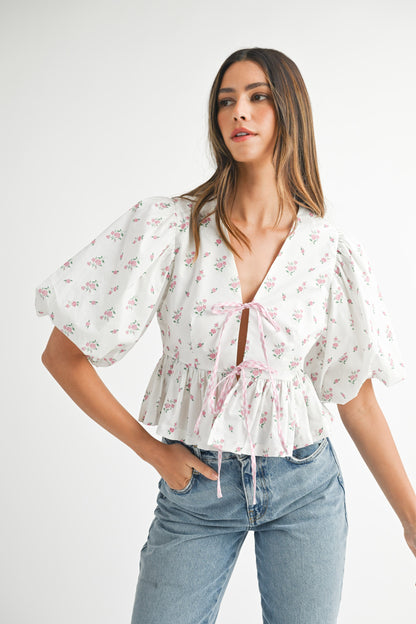 Juniors' Mable Ditzy Floral Printed Bow Tied Crop Top (Pink)