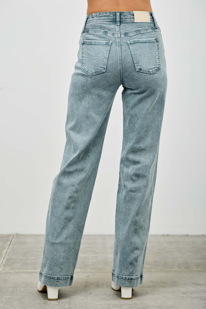 Juniors' Saige High Rise Slim Wide Straight Jean
