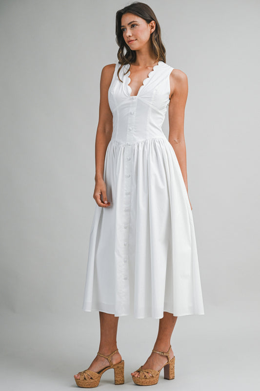 Juniors' Mable Scalloped Neckline Sleeveless Midi Dress (Off White)