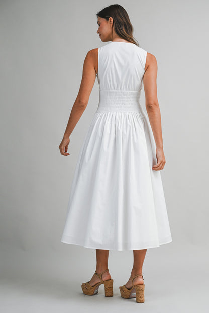 Juniors' Mable Scalloped Neckline Sleeveless Midi Dress (Off White)