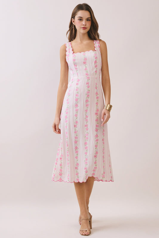 Juniors' Pretty Follies Floral Print Scalloped Detail Back Smocked Dress (Pink)