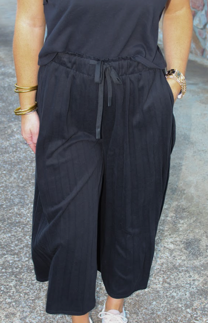 Pleated Wide Leg Drawstring Pant (Set)