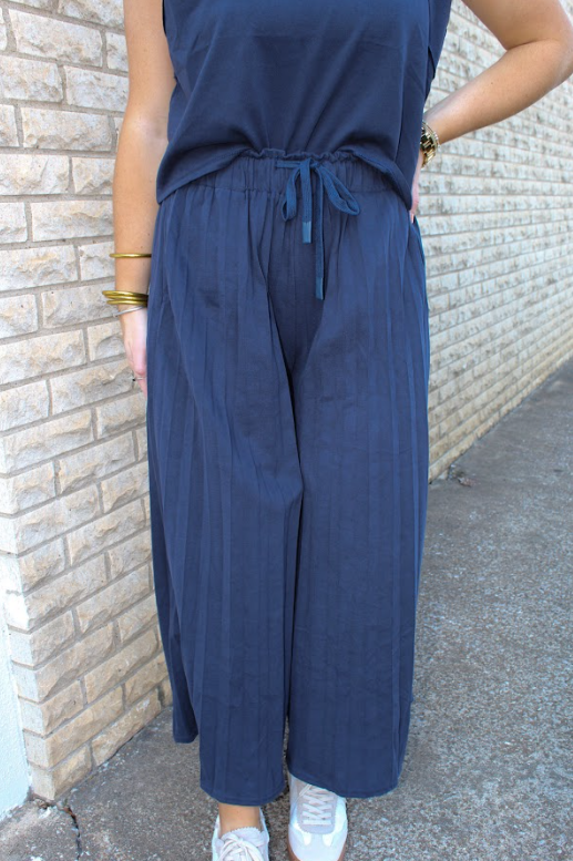 Pleated Wide Leg Drawstring Pant (Set)