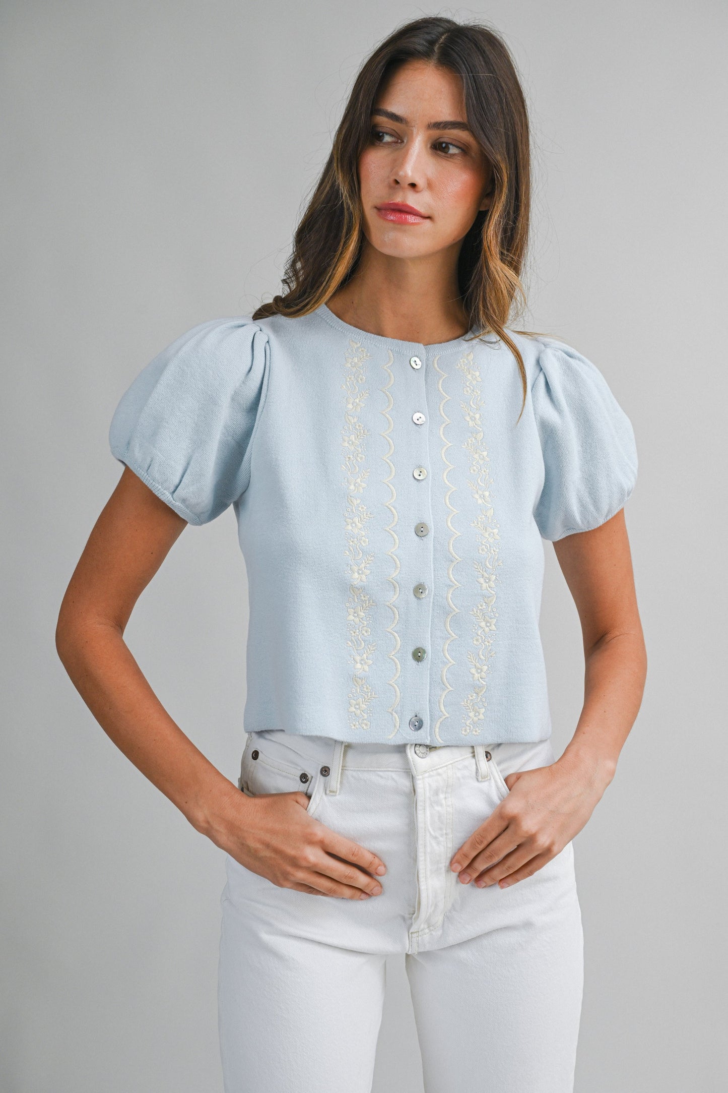 Juniors' Mable Embroidered Short Puff Sleeve Button Down Knit Top