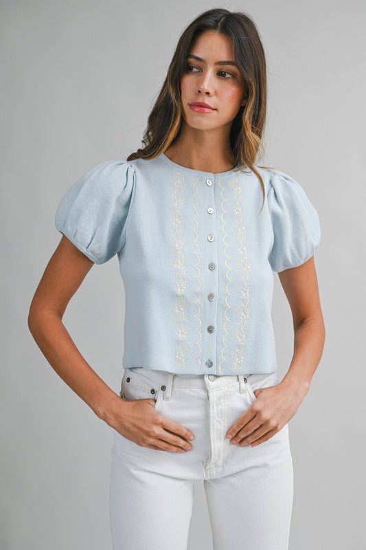 Juniors' Mable Embroidered Short Puff Sleeve Button Down Knit Top