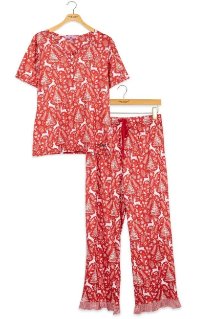 Simply Southern The Holiday Lily Pajama Set