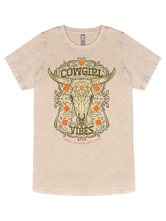 Ladies' Simply Southern Cowgirl Vibes S/S (Washed Ecru)