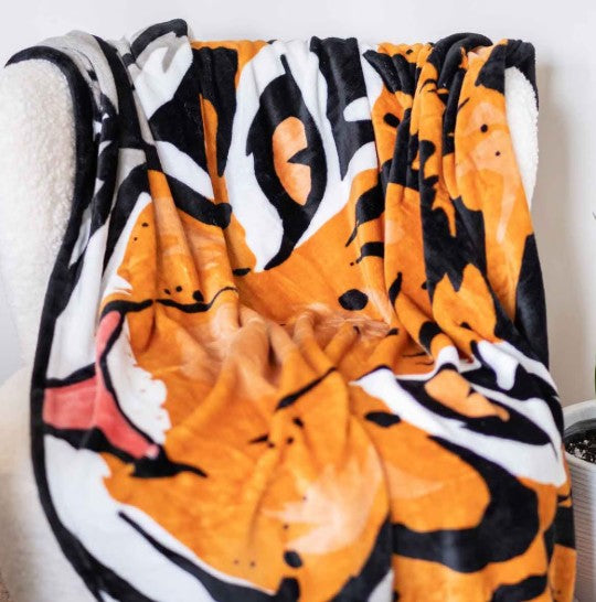 The Royal Standard Tiger Throw Blankets