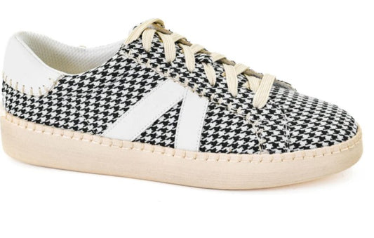 Corkys Friends Zone Sneakers (Black