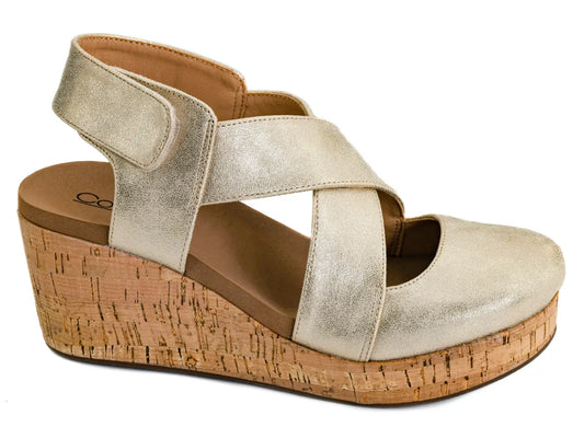 Corkys Case Closed Wedge (Gold Wash Metallic)
