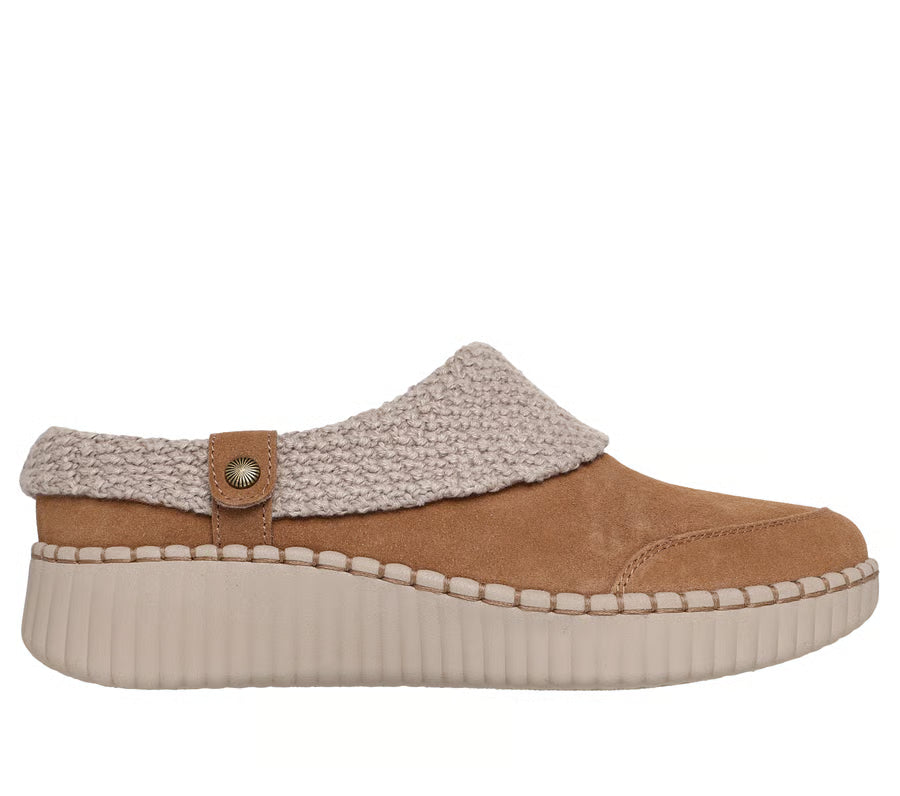 Women's Relaxed Fit: Wilshire Blvd-Cloudy Skies (Chestnut)