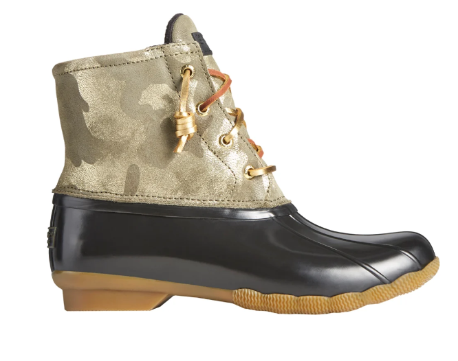 Women's Saltwater Metallic Camouflage Lace Up Duck Boots (Camo Olive)
