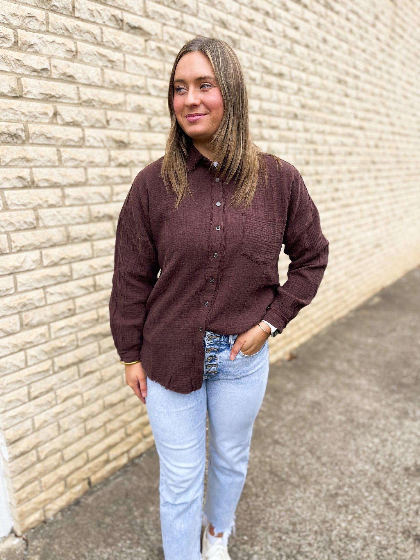 Linen Button Down Top (Mahogany)