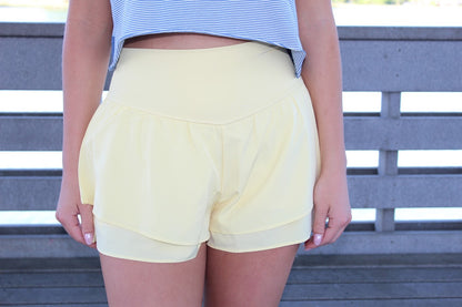 Juniors' 90 Degree Flirty Active Short