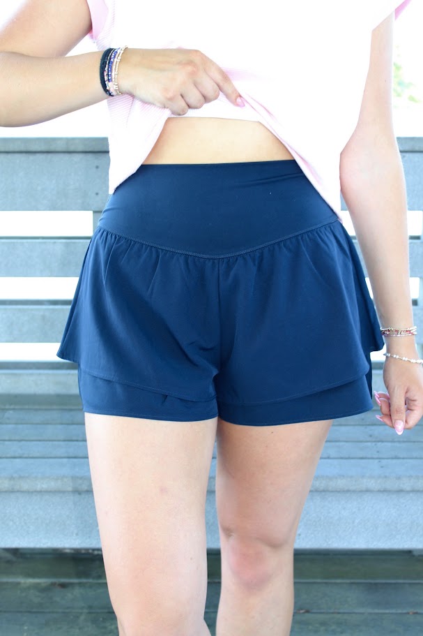 Juniors' 90 Degree Flirty Active Short