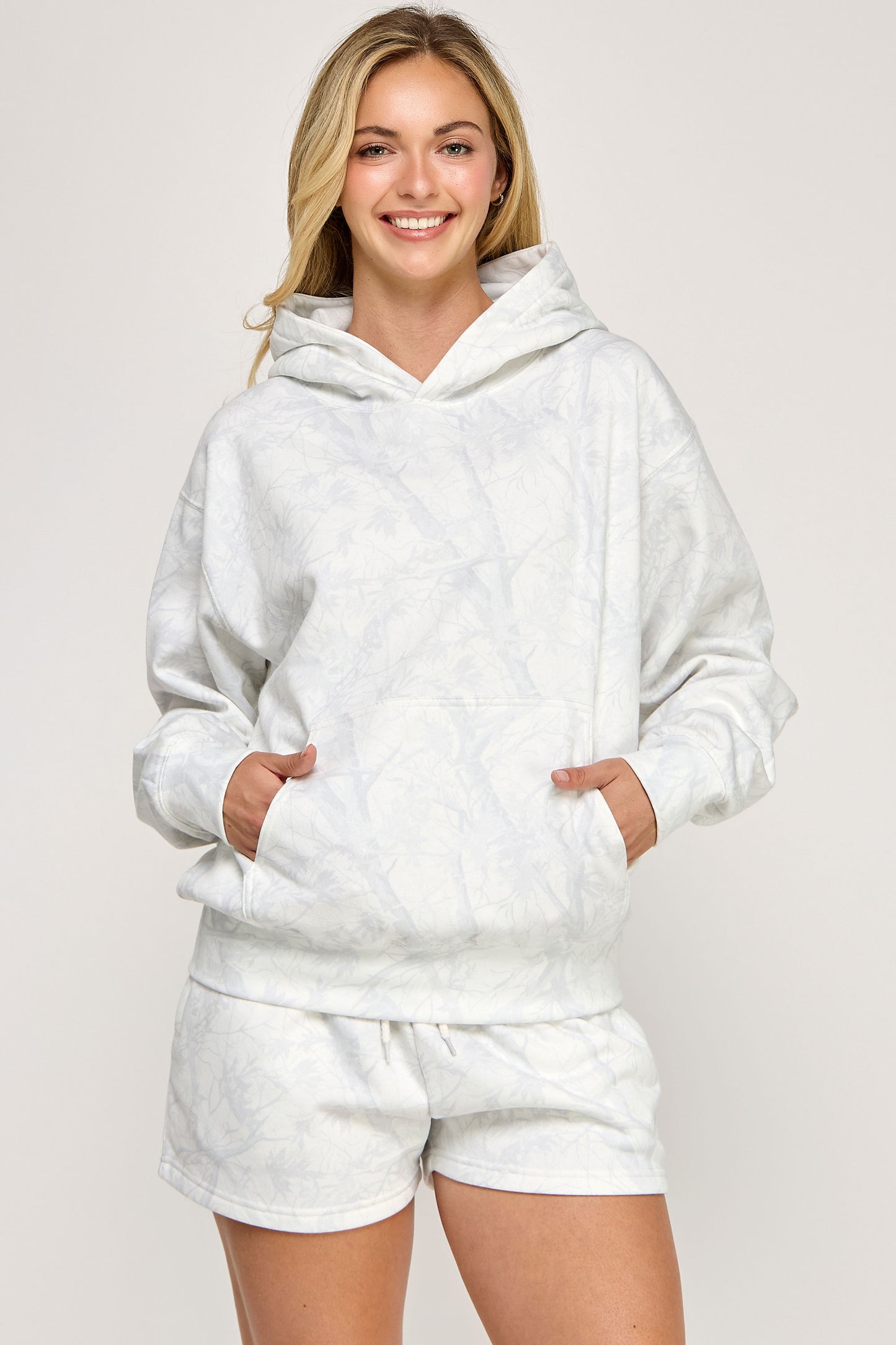 Juniors' L/S Camo Hoodie