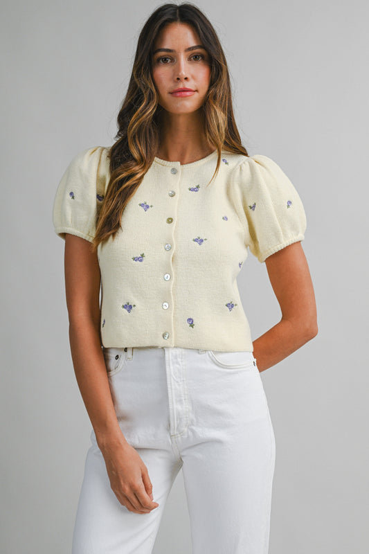 Juniors' Mable Floral Embroidered Short Puff Sleeve Button Down Knit Top