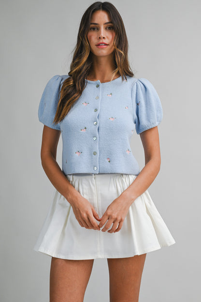 Juniors' Mable Floral Embroidered Short Puff Sleeve Button Down Knit Top