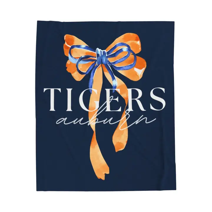 Pocketful Of Prints Collegiate Velveteen Blankets (50 x 60)