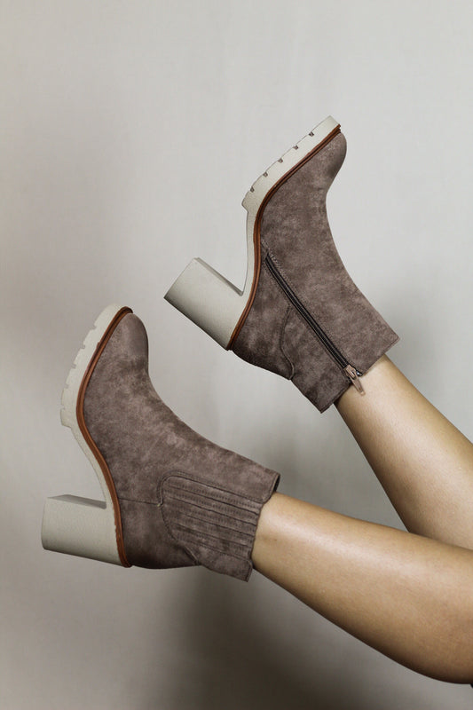 Pierre Dumas Rapid-1 (Taupe) Booties