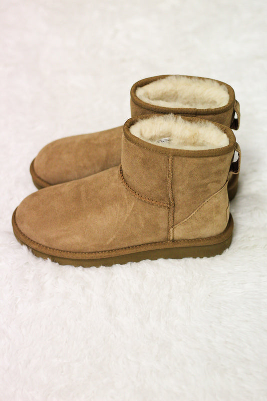 UGG Classic Mini II Boots (Chestnut)